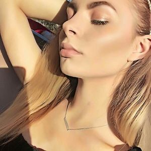 Meet your Posher, Dixie